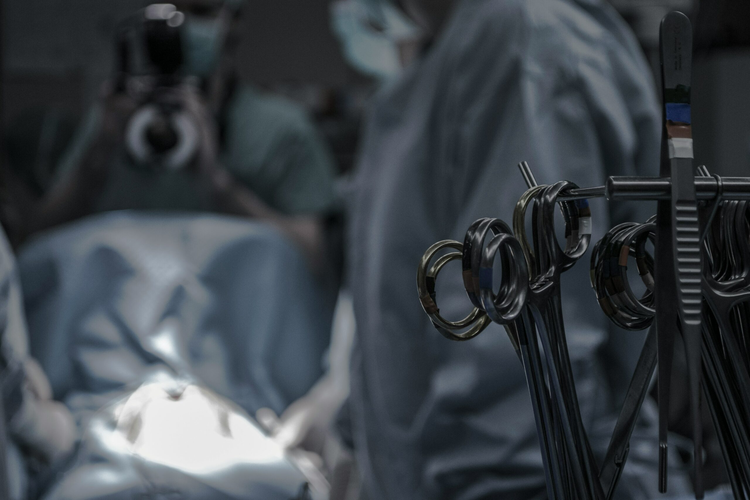 Can all vets do surgery?